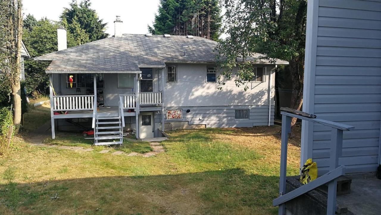 Burnaby East Home 外观 照片