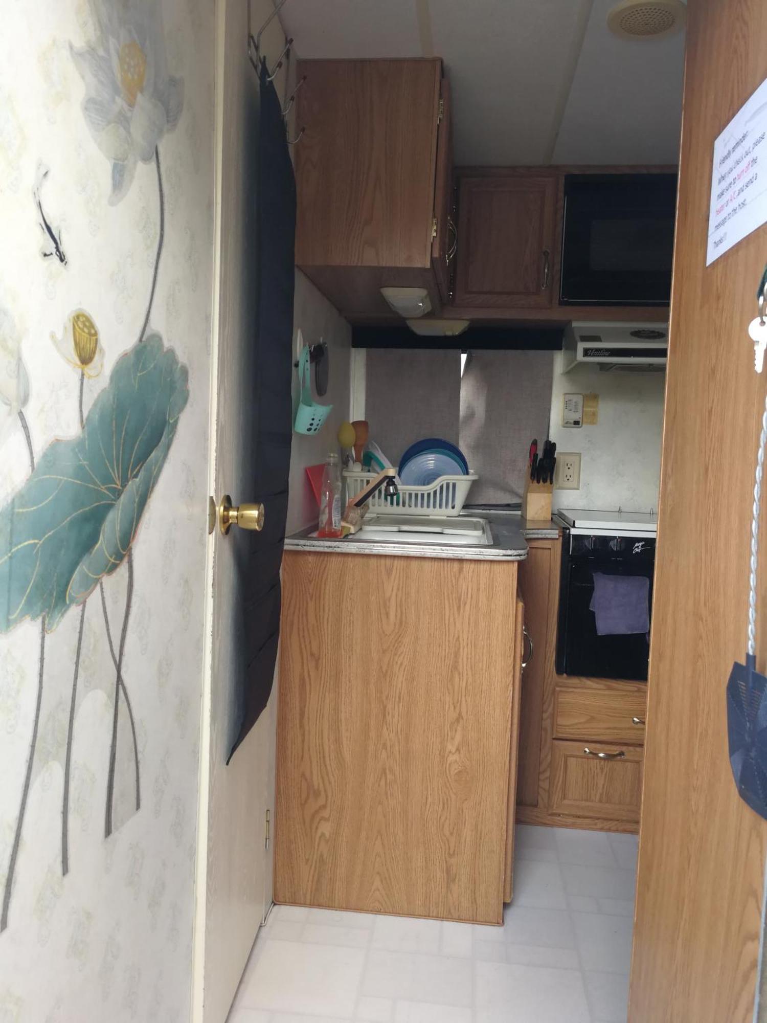 Burnaby East Home 外观 照片